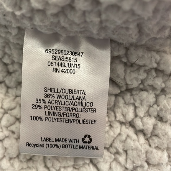 Coat - Picture 3 of 4